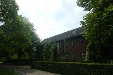 Voormalig klooster te Grootenbroek